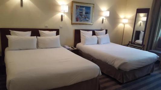 Hôtel Saint Cyr Etoile - 61