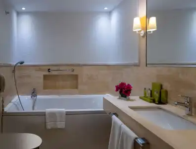 DoubleTree by Hilton Bodrum Marina Vista - 29