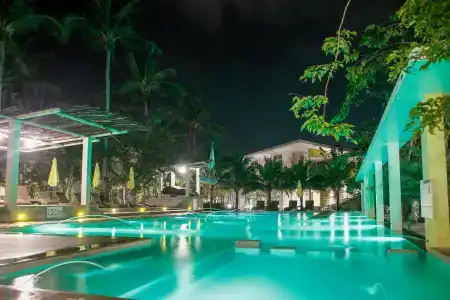 Summer Luxury Beach Resort and Spa - 16