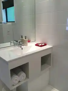 Aubyn Court Spa Motel - 158
