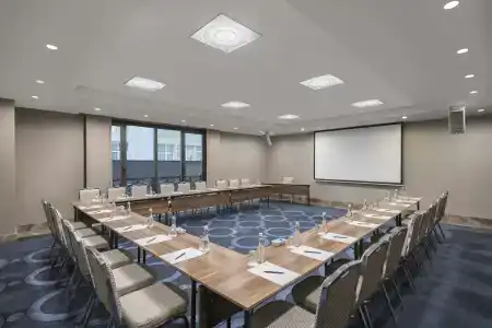 DoubleTree by Hilton Istanbul Gayrettepe - 14