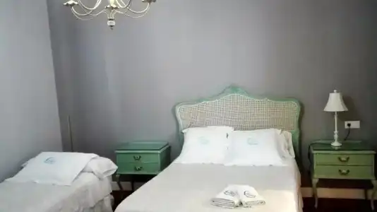 Le Petit Paris - 28