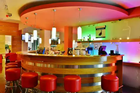Marvel All Inclusive - Fully Renovated Free Beach Access - 21
