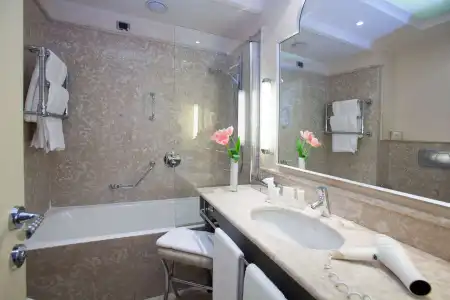 Starhotels Tuscany - 14