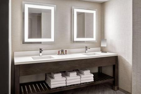 Ventura Beach Marriott - 18