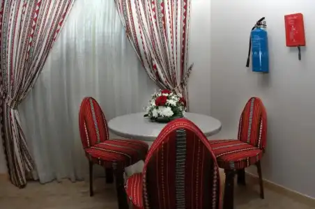Al Liwan Suites - 102