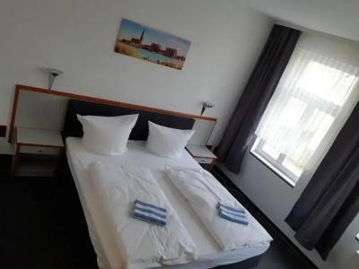 rostock apartment LIVING - 5