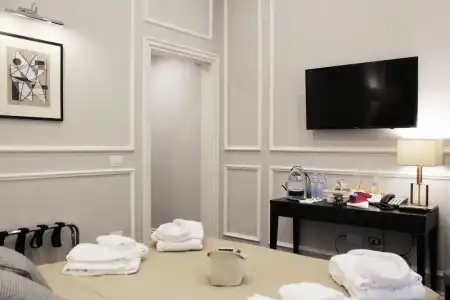 Florence Luxury Guest House - 61