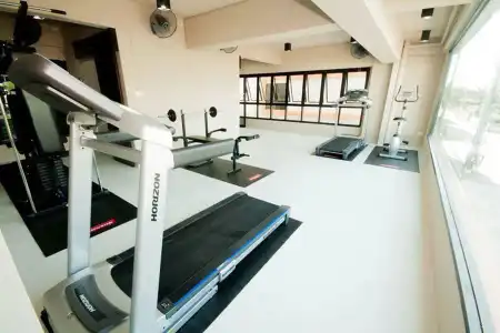 Wsotel and Serviced Apartment - 17