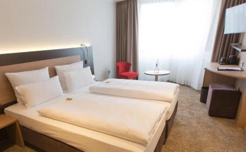 Astor & Aparthotel - 39