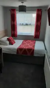 Sportsview Guest House - 39