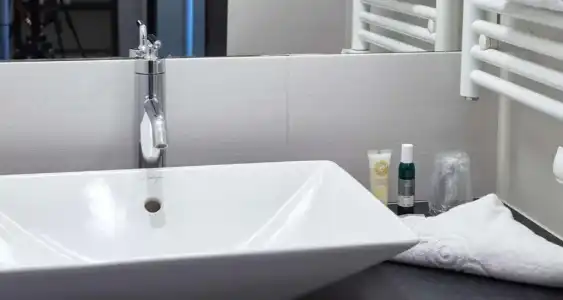 Best Western Le Cheval Blanc - Vieux Port - 250
