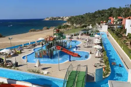 Kapetanios Aqua Resort - 16