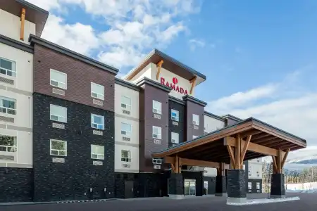 Ramada by Wyndham Revelstoke - 17