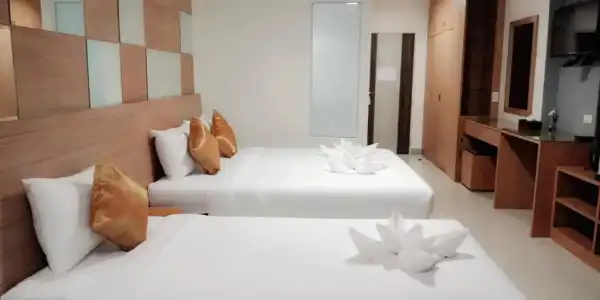 The Greenery Central Suites - 28