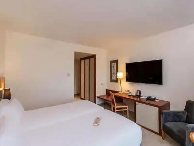 Mercure Lisboa - 6