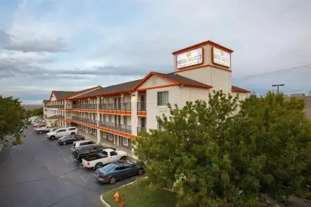 Crossland Economy Studios - Albuquerque - Northeast - 0