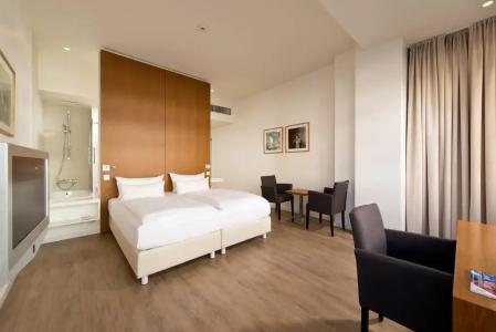 Ellington Berlin - 6