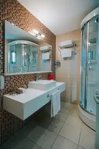 216 Castle - 103