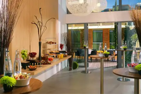 Courtyard by Marriott Montpellier - 16