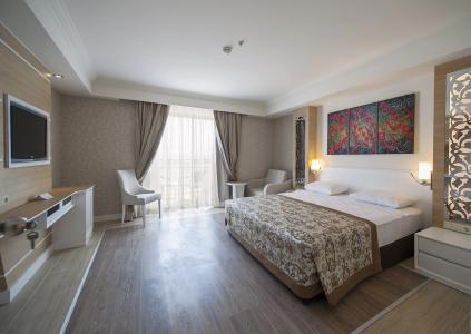 Crystal Sunset Luxury Resort & Spa-All Inclusive - 3