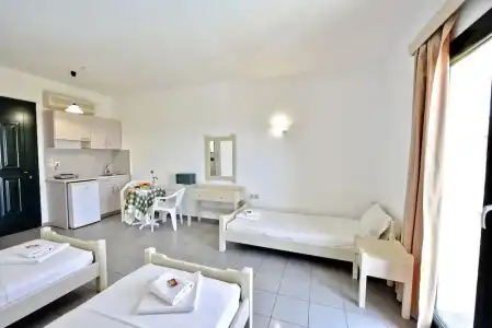 Milos Studios - 31