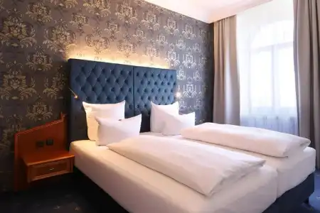 Bayerischer Hof Dresden - 87
