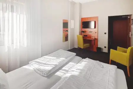 Garner Stuttgart - Zuffenhausen by IHG - 44