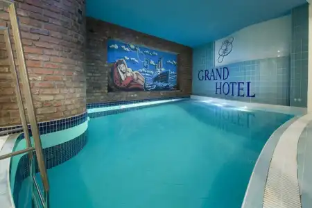 Grand - 15