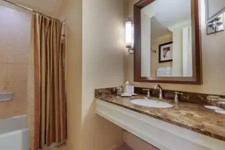 Omni William Penn - 64