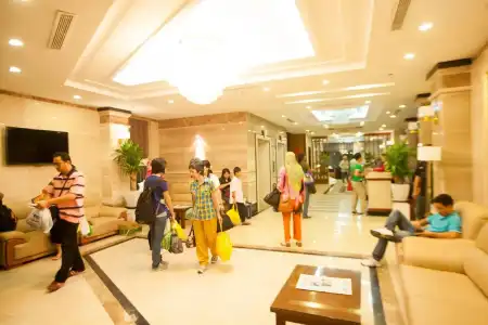 Hanoi Larosa - 27