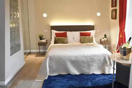 The Roman Empire Guesthouse - 116