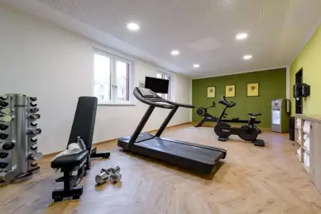 Ibis Styles - 16