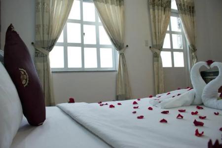 Hoa Phat & Apartment - 117