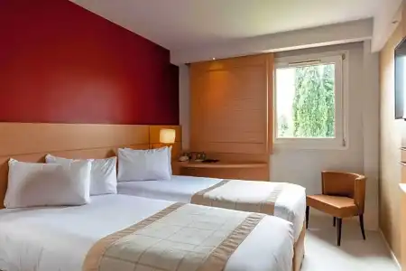 Best Western Plus Le Lavarin - 97