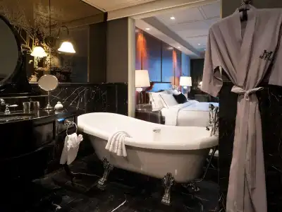 Muse Bangkok, Autograph Collection - 13