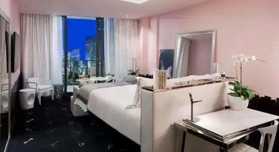 Dua Miami, Autograph Collection - 64