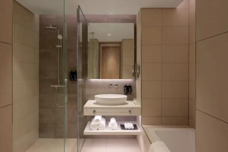Holiday Inn Dubai Business Bay - 26