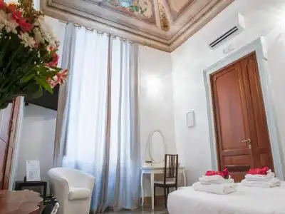 Lh Royal Suites - 34
