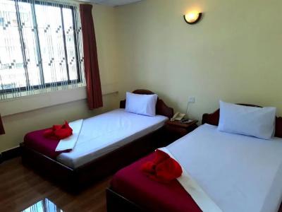Capitol 3 Guesthouse - 50