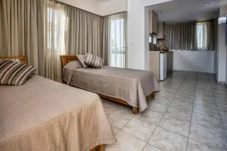 Mary & Mary Royal Suites - 76