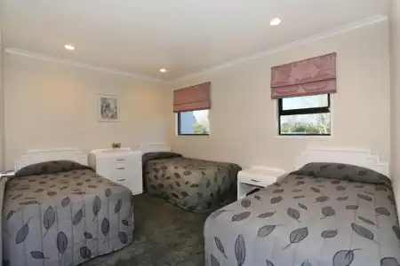 Shadzz Motel - 51