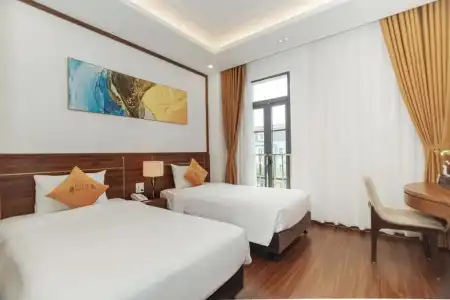 Jade Ha Long - 38