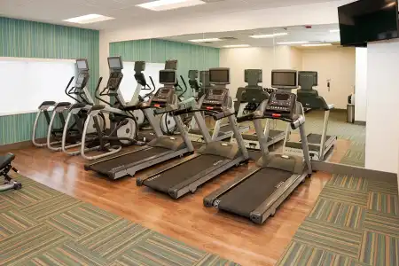 Holiday Inn Express & Suites Denver - Aurora Medical Campus by IHG - 7