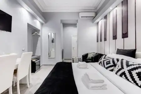 Maison Degli Artisti Suites - 103