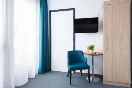 Hotel - 28
