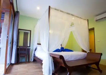 Koh Tao Beach Club - 2