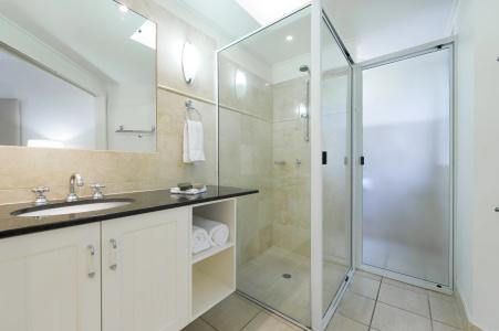 Mandalay Luxury Beachfront Apartments - 14
