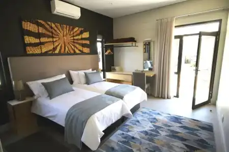 The Elegant Guesthouse - 39