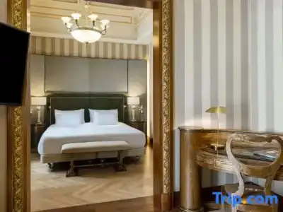 NH Collection Prague Carlo IV - 80